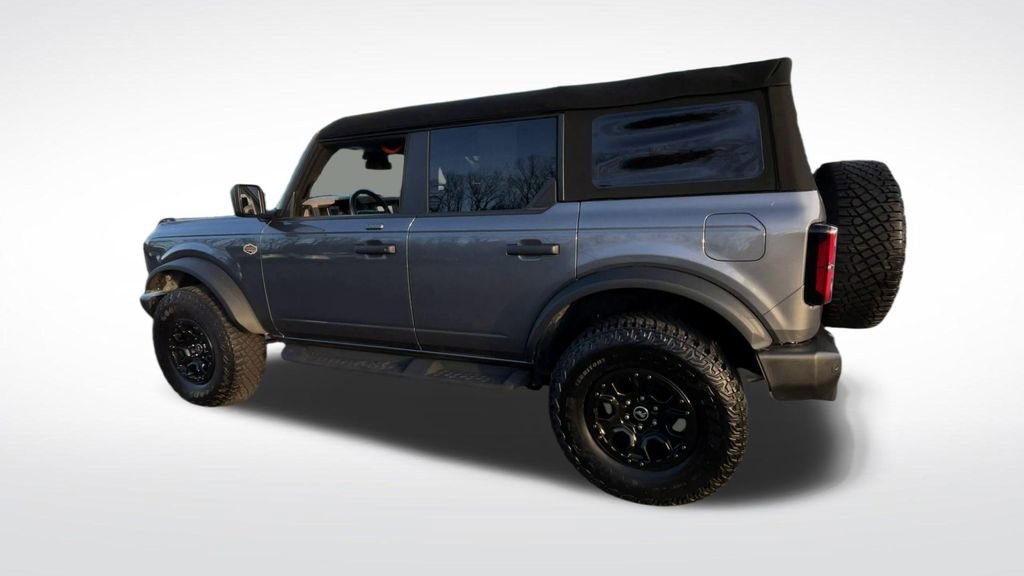 Used 2023 Ford Bronco Wildtrak image 7