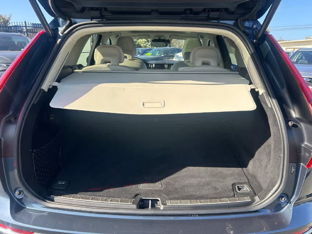 Used 2021 Volvo XC60 T5 Inscription w/ Advanced Package FWD image 21