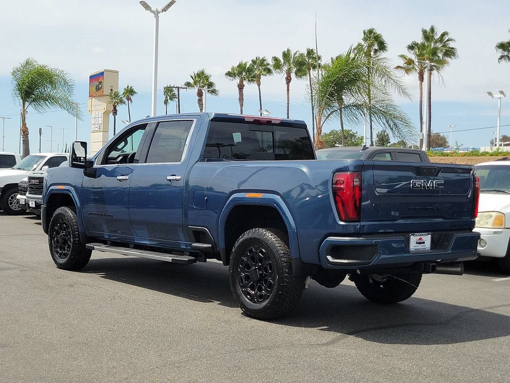 New 2026 GMC Sierra 2500 Denali w/ Denali Reserve Package AWD/4WD image 3