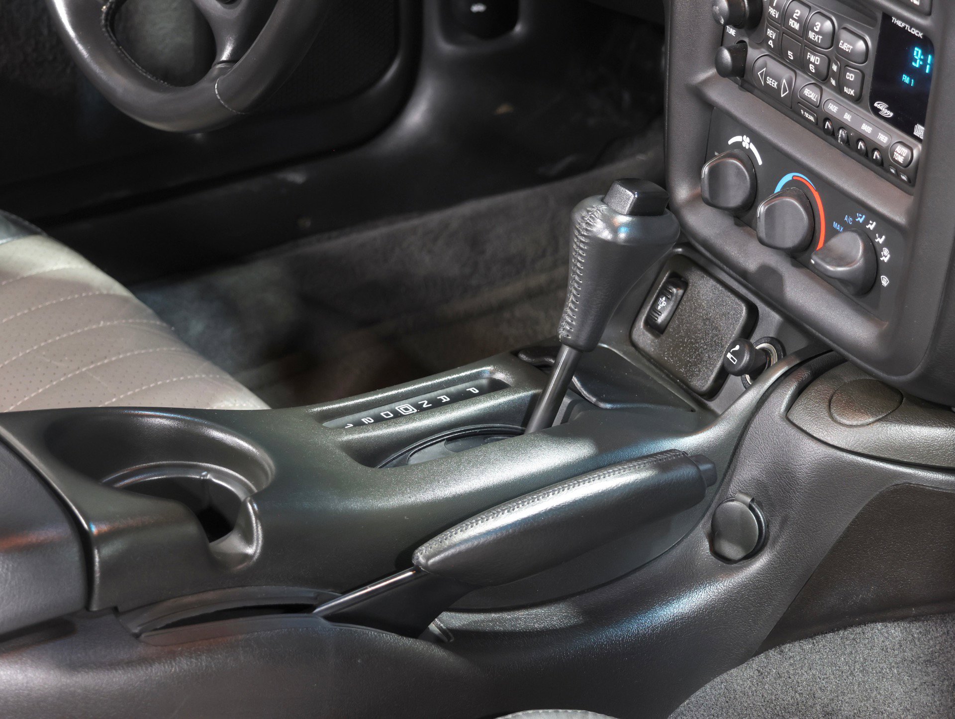 Used 2002 Chevrolet Camaro Z28 w/ SS Performance/Appearance Pkg RWD image 65