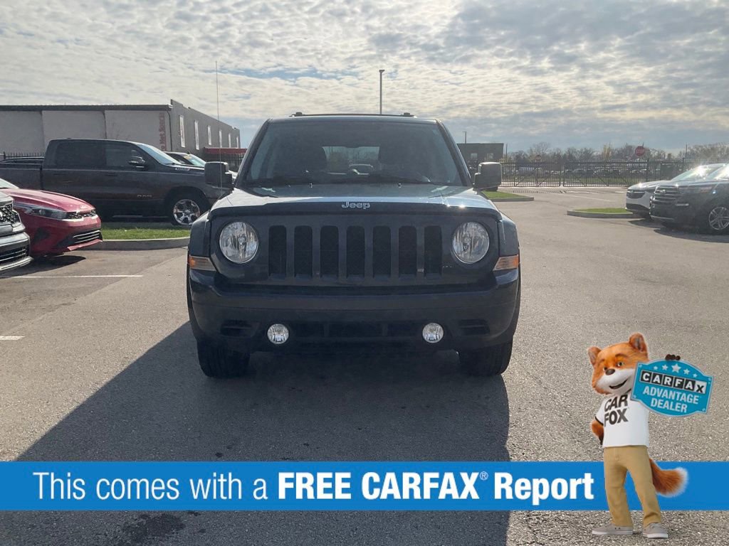 Used 2014 Jeep Patriot Latitude w/ Sun/Sound Group AWD/4WD image 2