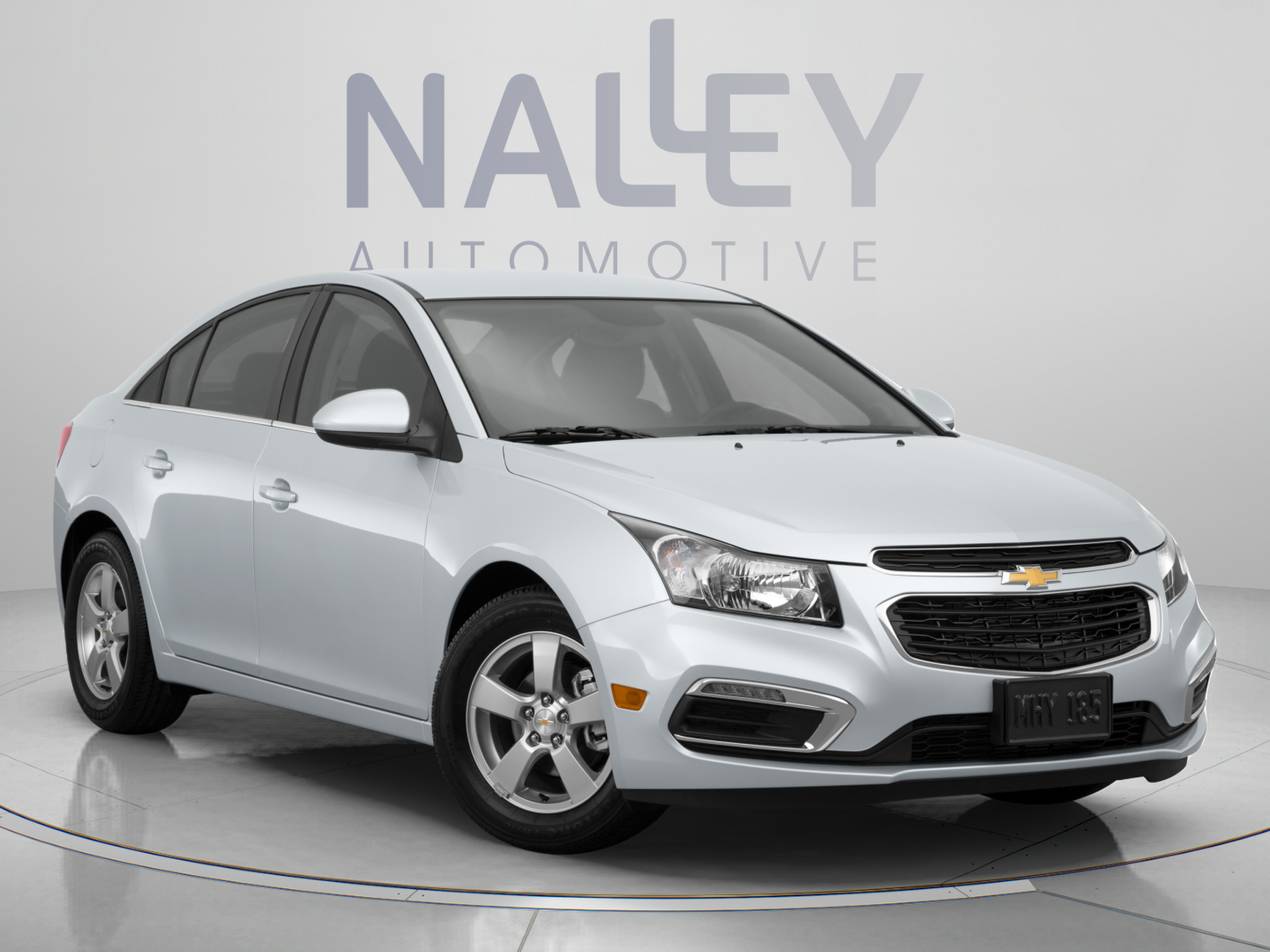 Used 2015 Chevrolet Cruze LT w/ Technology Package FWD image 6