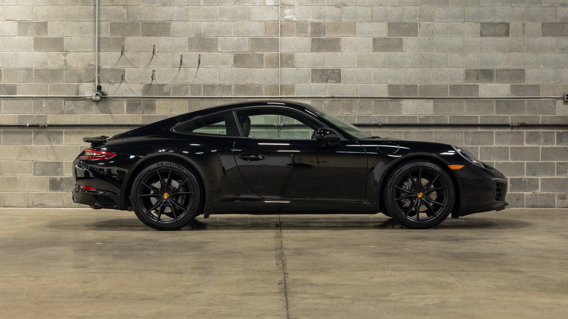 Used 2019 Porsche 911 Carrera RWD image 9
