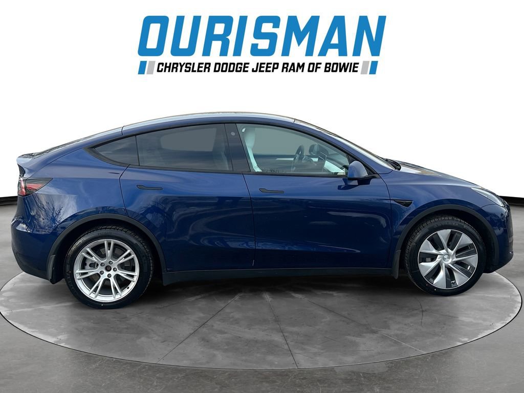 Used 2023 Tesla Model Y Long Range image 7