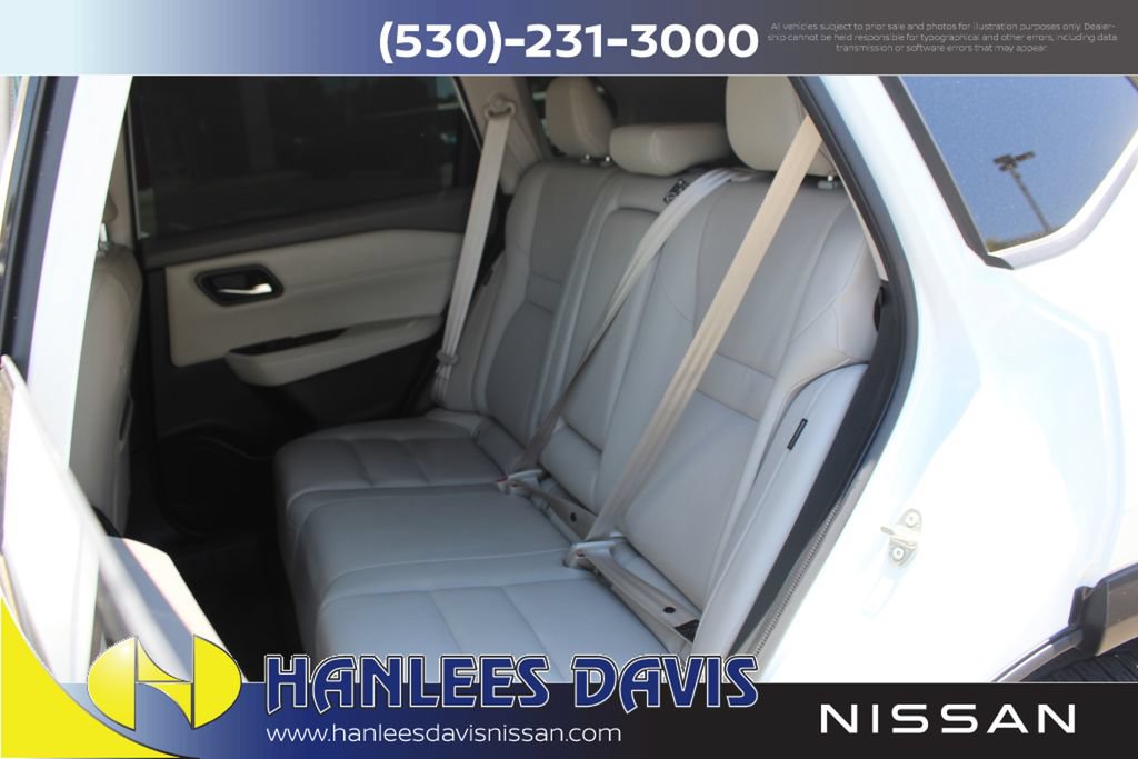 Used 2023 Nissan Rogue SL w/ SL Premium Package FWD image 17