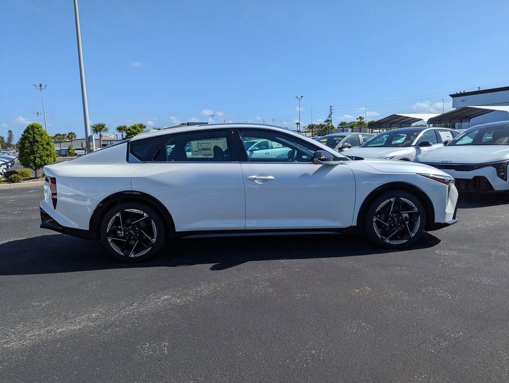 New 2026 Kia K4 GT-Line image 9