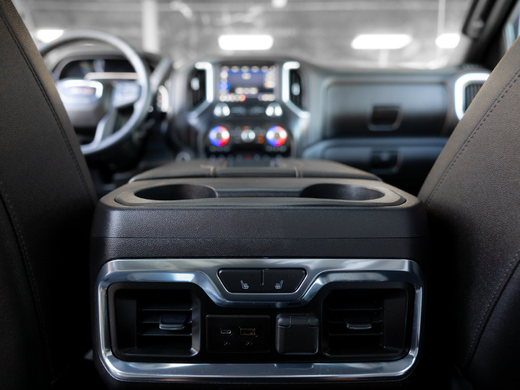 Used 2019 GMC Sierra 1500 AT4 w/ AT4 Premium Package AWD/4WD image 29