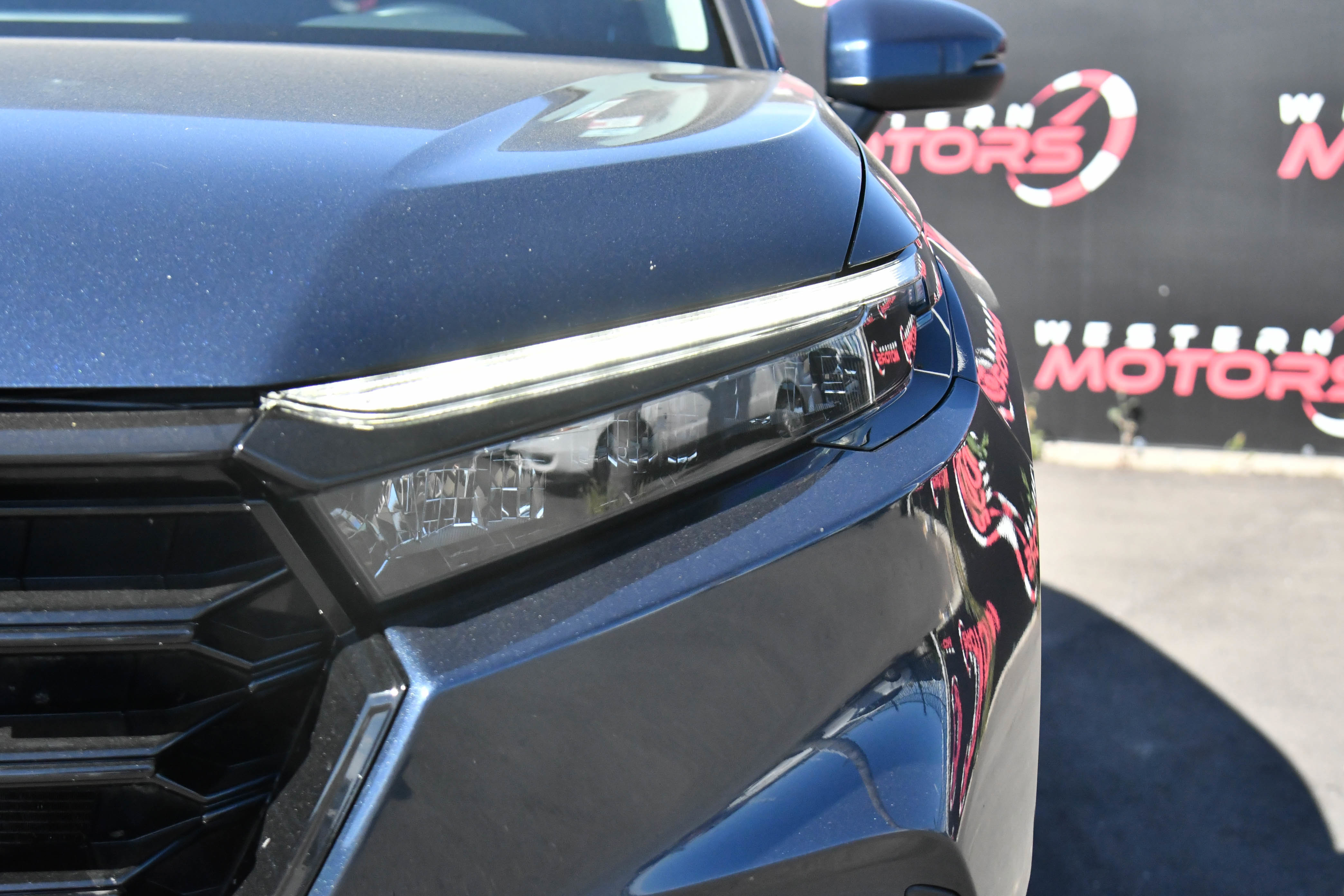 Used 2024 Honda CR-V EX-L image 11