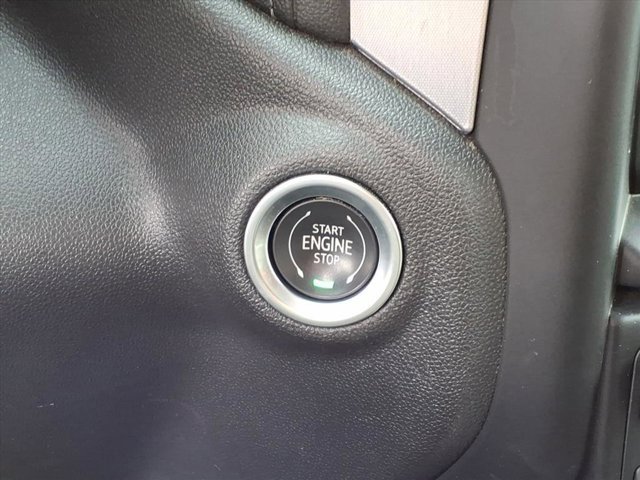 Used 2021 GMC Sierra 1500 SLT w/ SLT Premium Package image 16