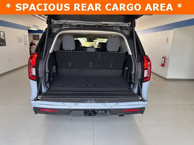 New 2025 Ford Expedition Active image 39