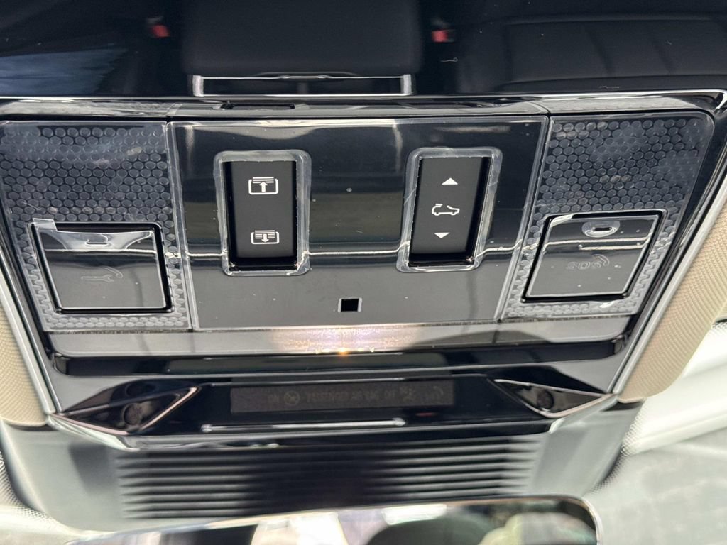 New 2026 Land Rover Range Rover SE AWD/4WD image 23