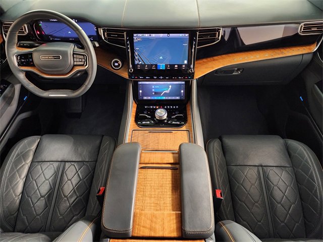 Used 2024 Jeep Grand Wagoneer Series III image 4