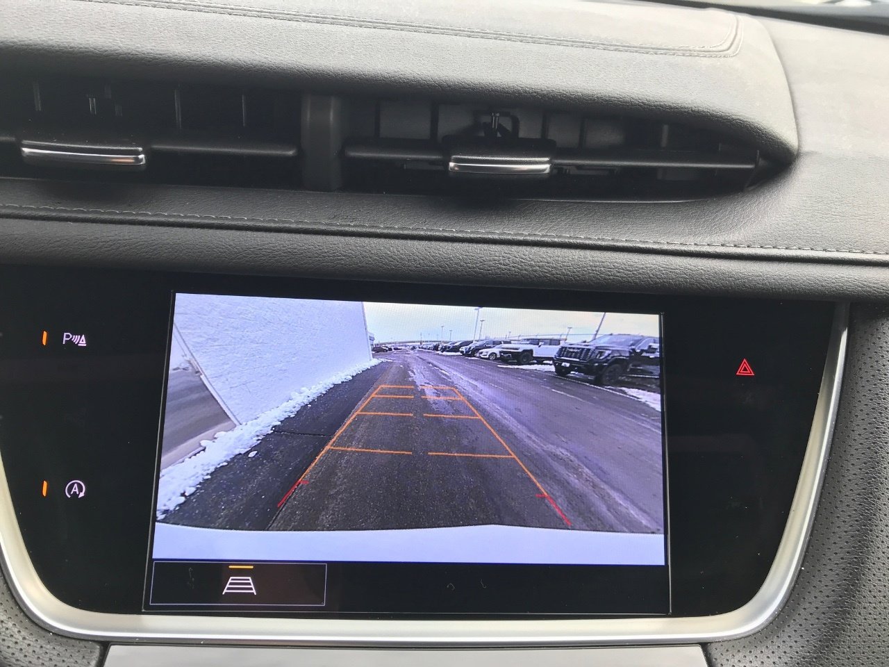 Certified 2025 Cadillac XT5 Premium Luxury image 17