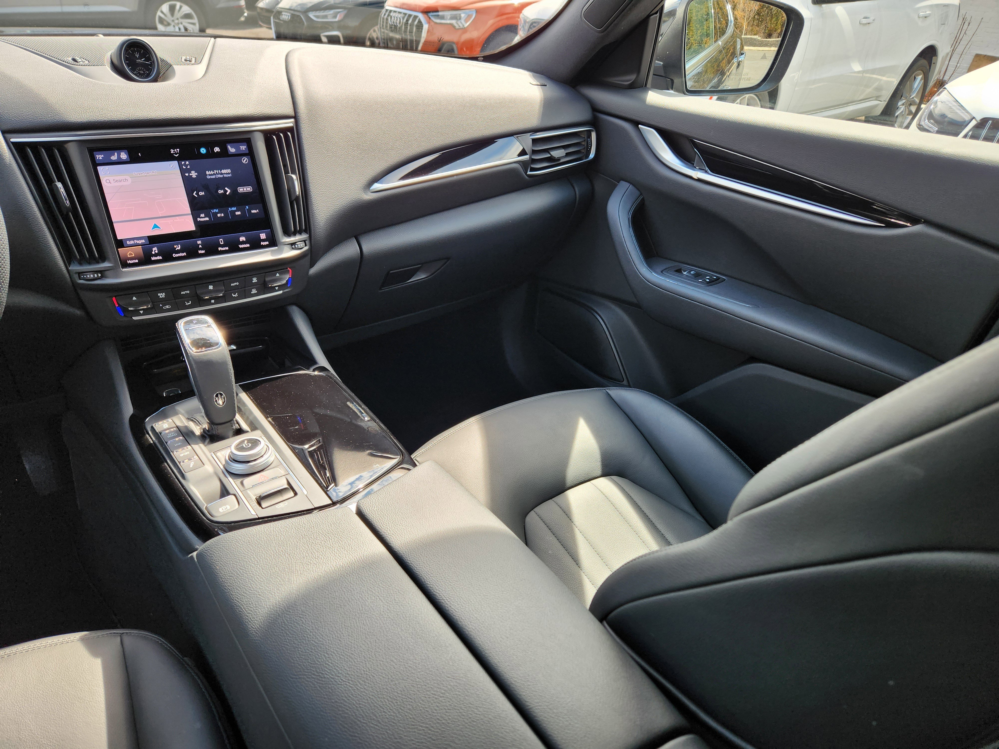 Used 2023 Maserati Levante GT image 18