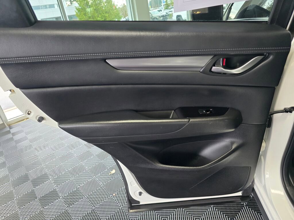Used 2018 MAZDA CX-5 Touring w/ Preferred Equipment Package image 38