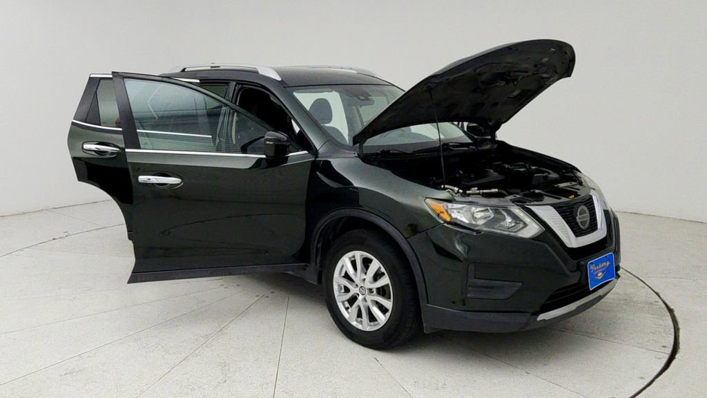 Used 2019 Nissan Rogue SV AWD/4WD image 10