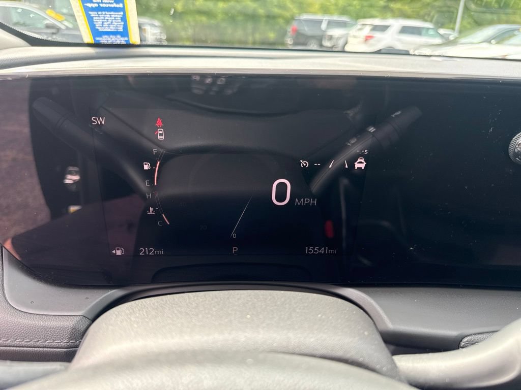 Used 2024 Buick Encore GX Preferred AWD/4WD image 27