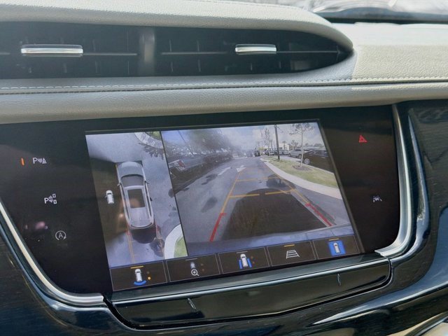 Certified 2025 Cadillac XT6 Premium Luxury w/ Technology Package AWD/4WD image 14
