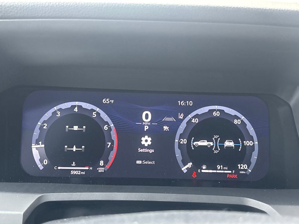 Used 2024 Toyota Tacoma TRD Sport w/ TRD Sport Upgrade Package image 21