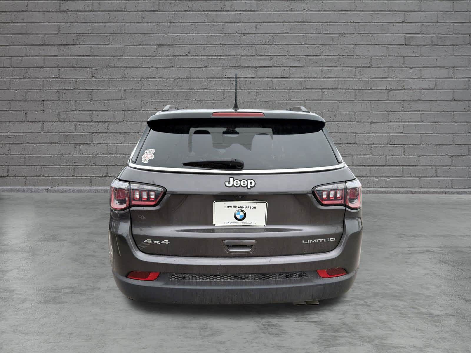 Used 2020 Jeep Compass Limited w/ Luxury Seat Group AWD/4WD image 8