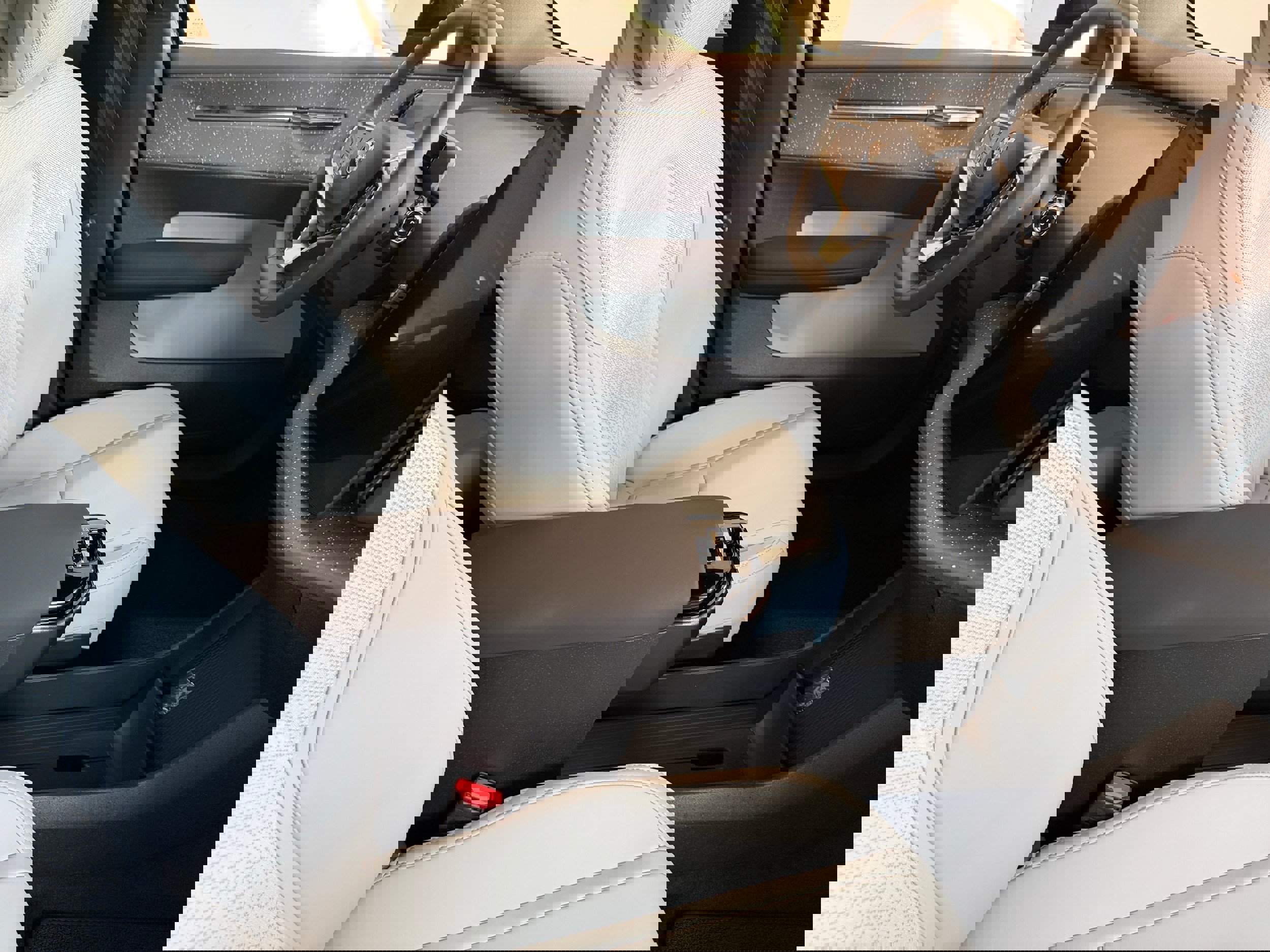 New 2026 Volvo EX30 Ultra w/ Climate Package image 30