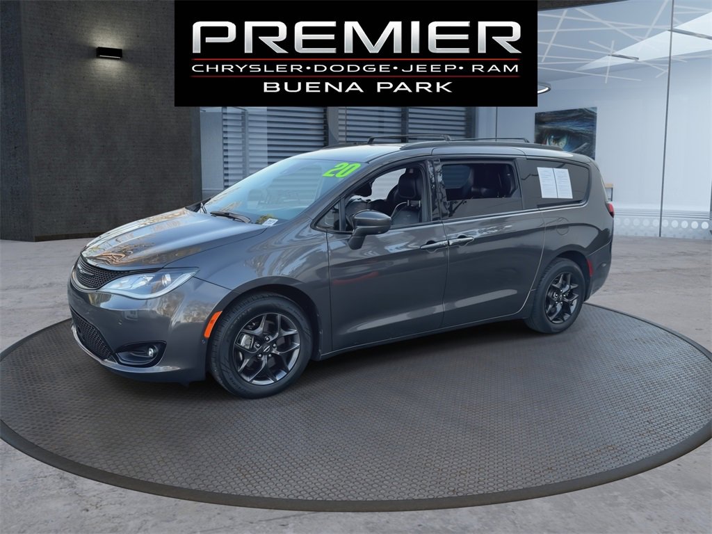 Used 2020 Chrysler Pacifica Touring-L Plus w/ Advanced Safetytec Group image 4
