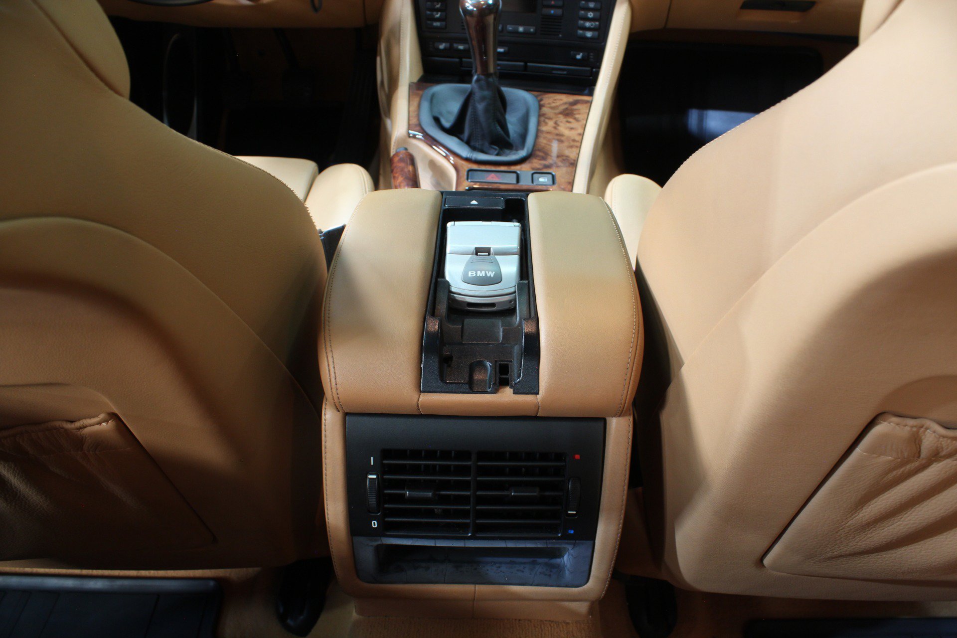 Used 2002 BMW M5 RWD image 47