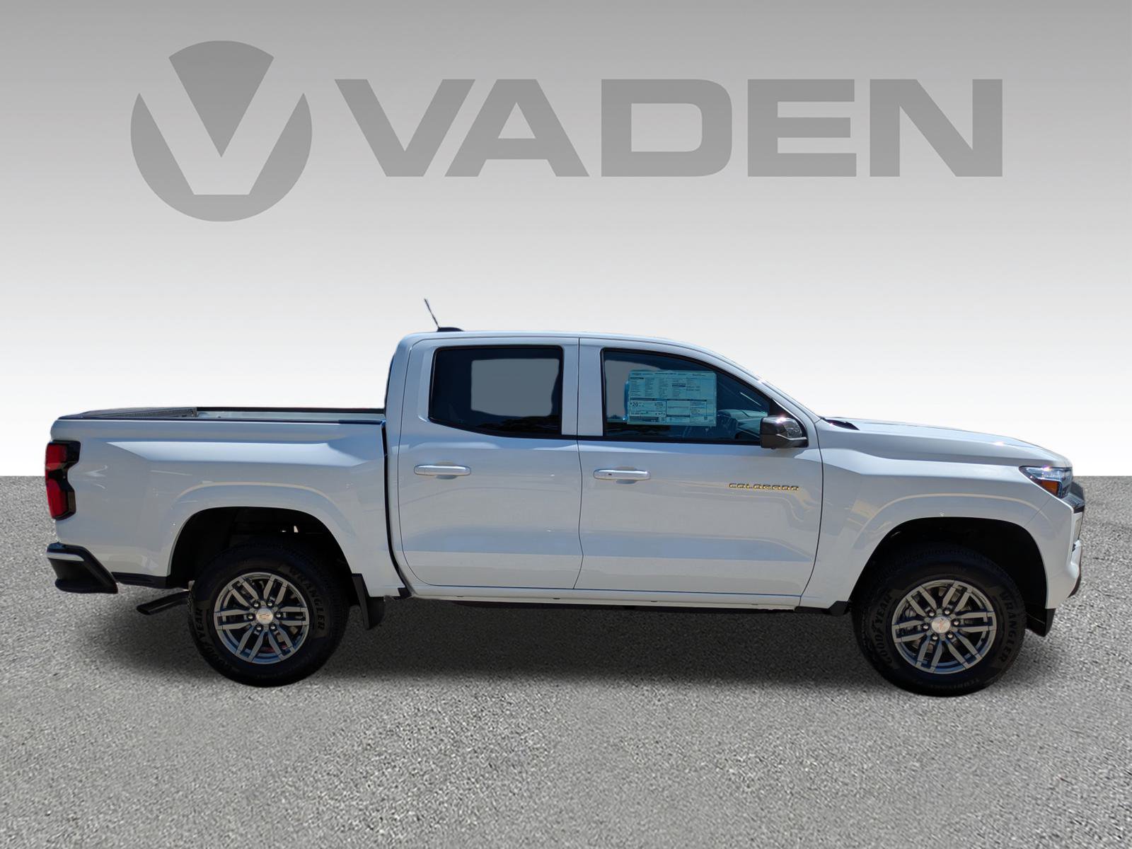 New 2025 Chevrolet Colorado W/T w/ WT Convenience Package II image 24