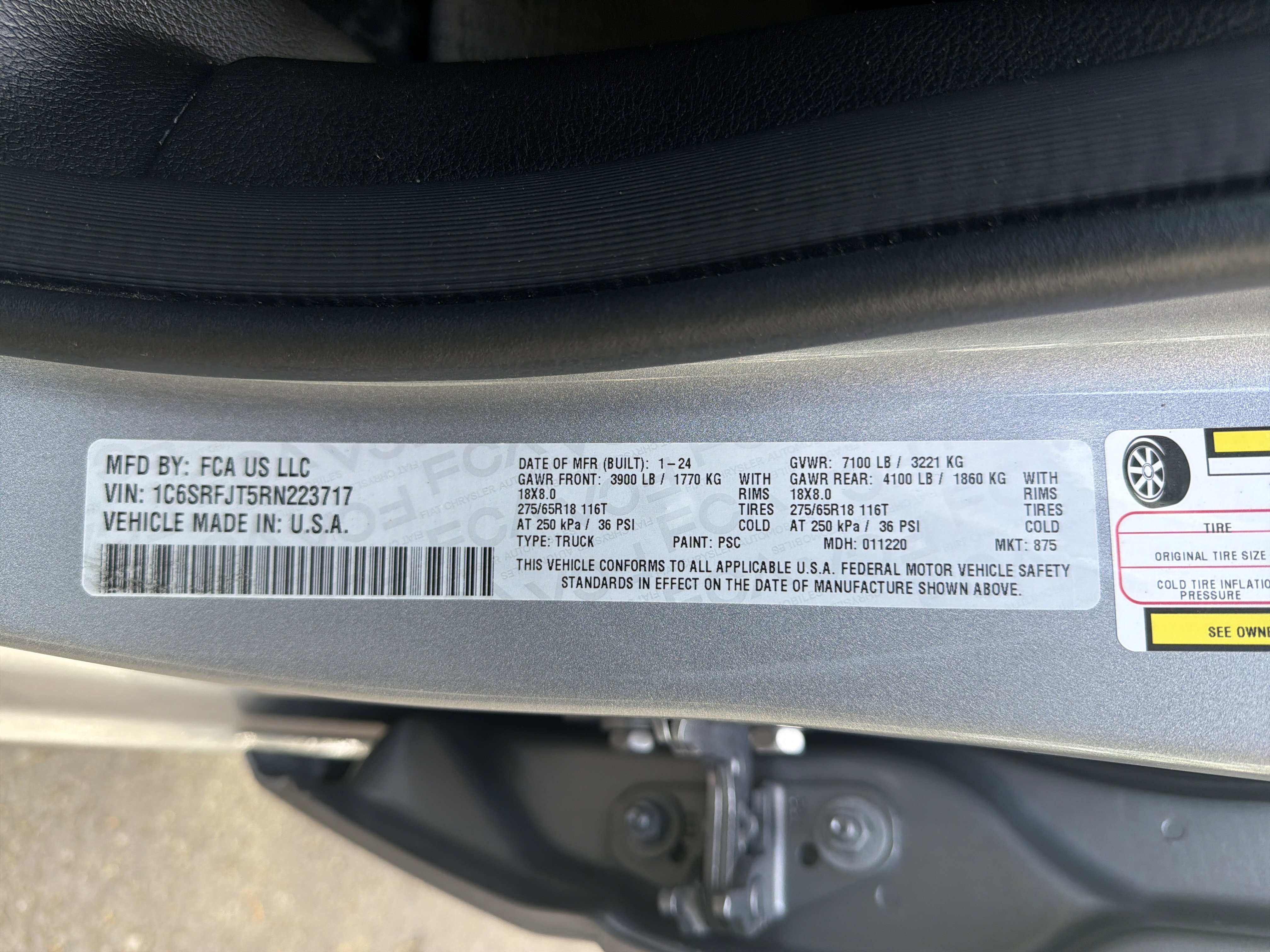 Used 2024 RAM 1500 Laramie image 34