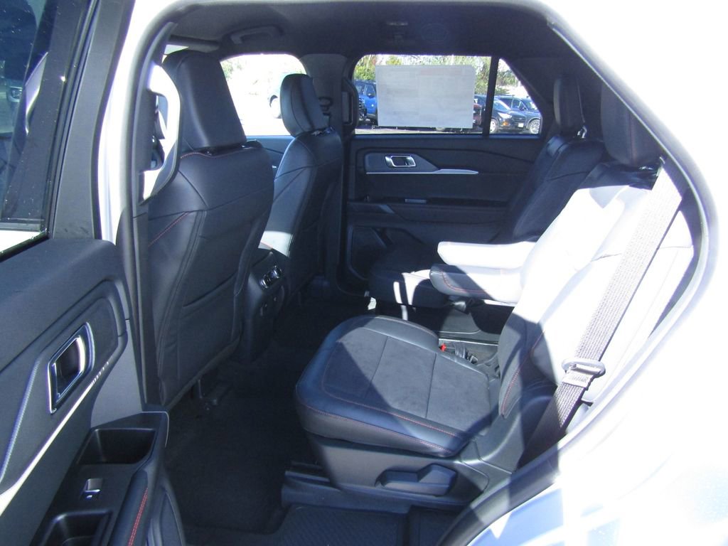 New 2026 Ford Explorer ST image 10