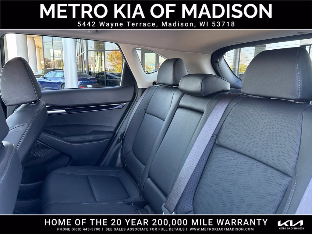 Used 2025 Kia Seltos EX w/ EX Sunroof Package AWD/4WD image 32