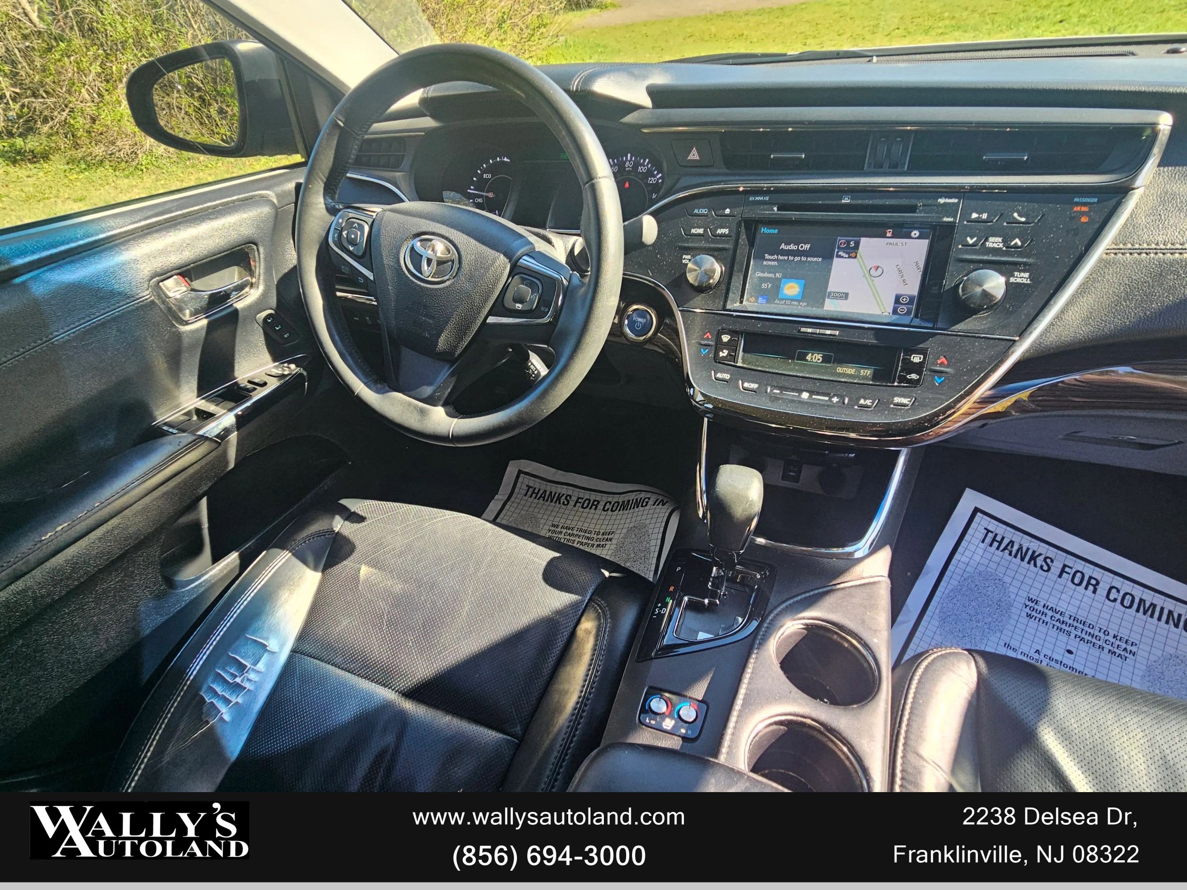 Used 2015 Toyota Avalon Limited FWD image 26