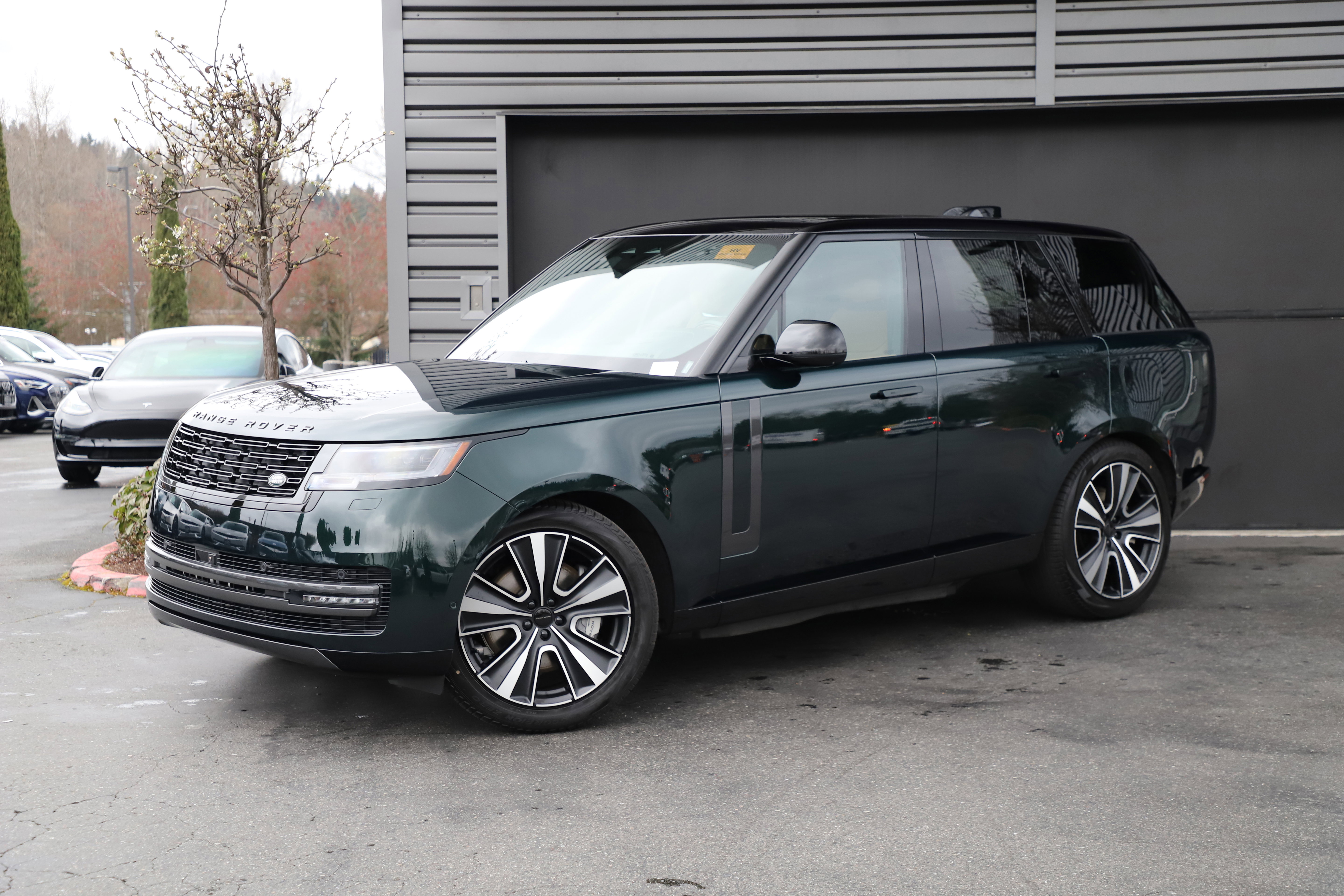 New 2026 Land Rover Range Rover SE image 1