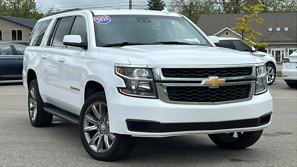 Used 2020 Chevrolet Suburban LT image 2