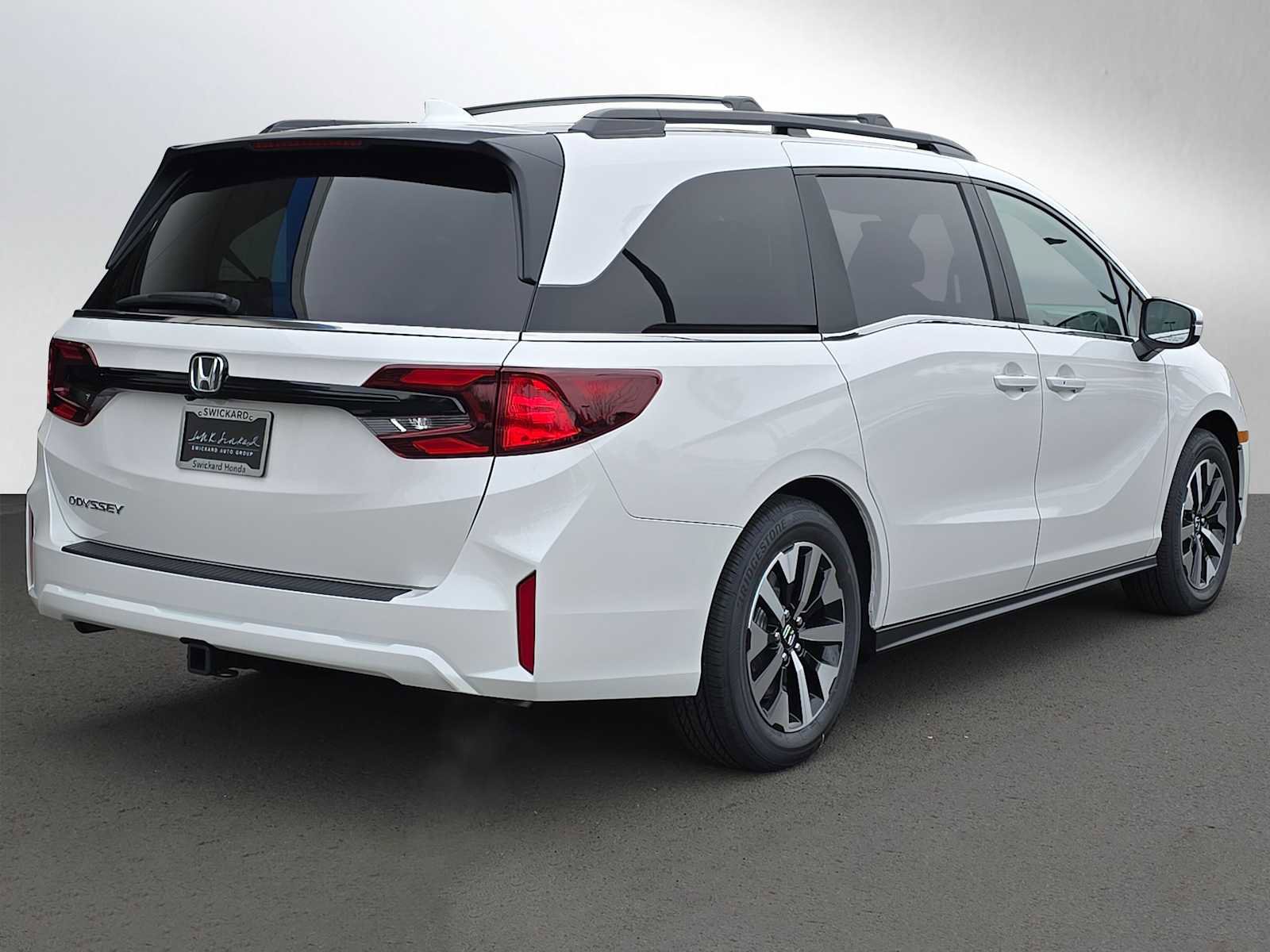 New 2026 Honda Odyssey EX-L image 3