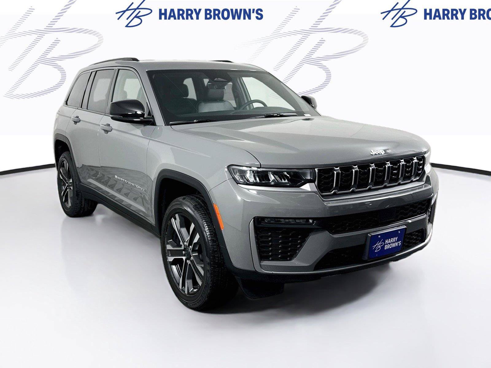 New 2027 Jeep Grand Cherokee Limited w/ Trailer Tow Package AWD/4WD image 25