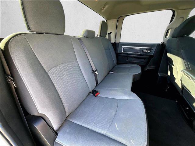 Used 2021 RAM 1500 Classic SLT image 29