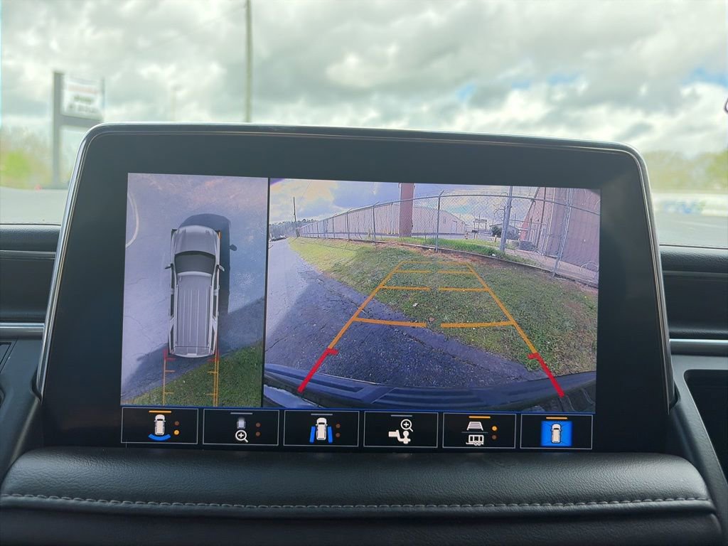 Used 2021 Chevrolet Tahoe Z71 w/ Luxury Package image 20