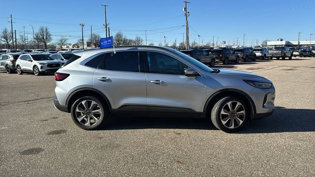 Certified 2023 Ford Escape Platinum image 3