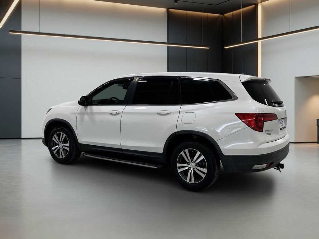 Used 2018 Honda Pilot EX image 3