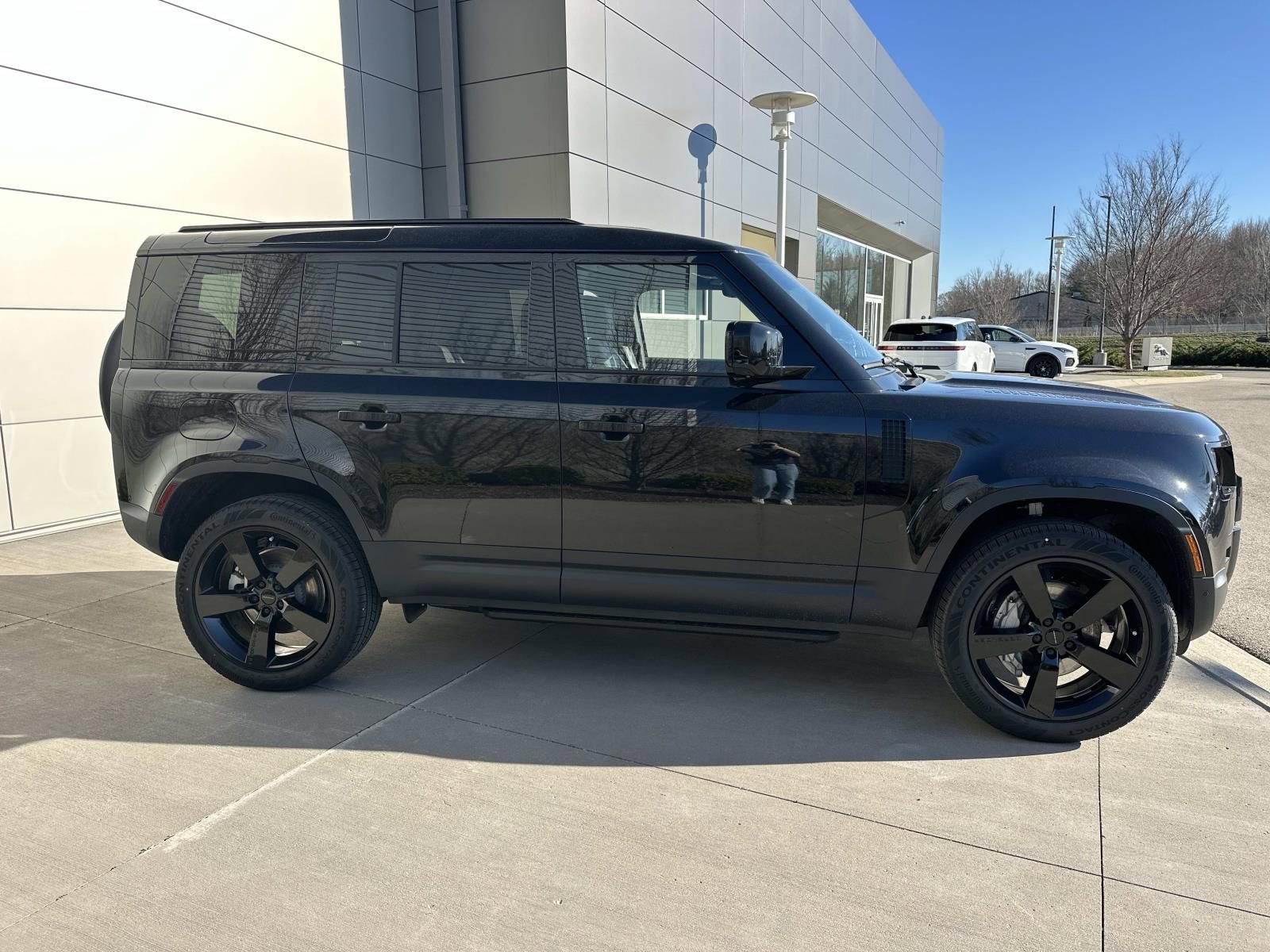 New 2026 Land Rover Defender 110 S image 4