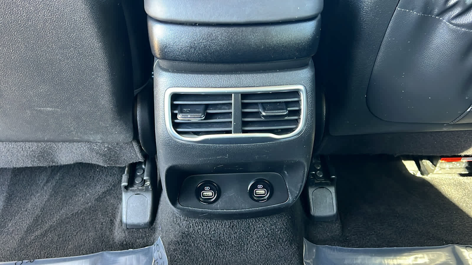 Used 2021 Hyundai Santa Fe SEL w/ Convenience + Premium Package image 25