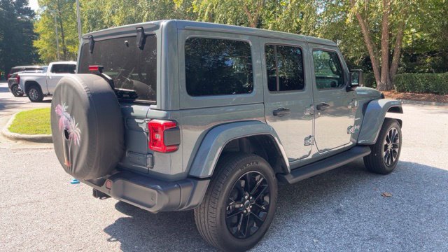 Used 2024 Jeep Wrangler Unlimited Sahara w/ Safety Group AWD/4WD image 9