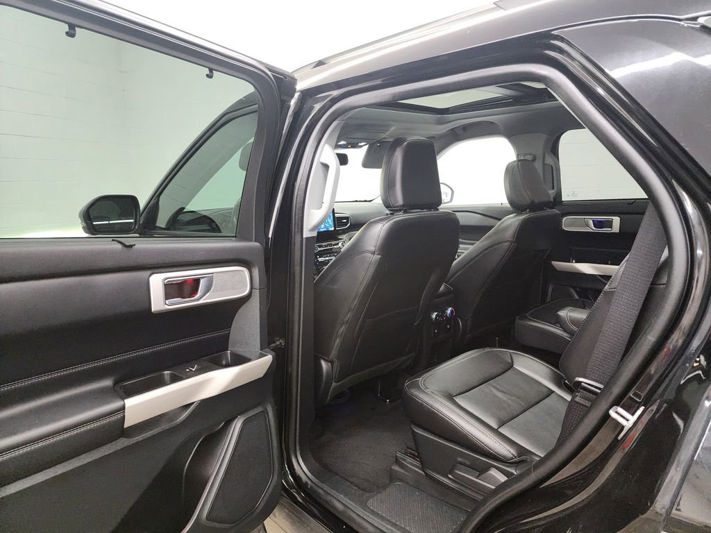 Used 2021 Ford Explorer Limited image 26