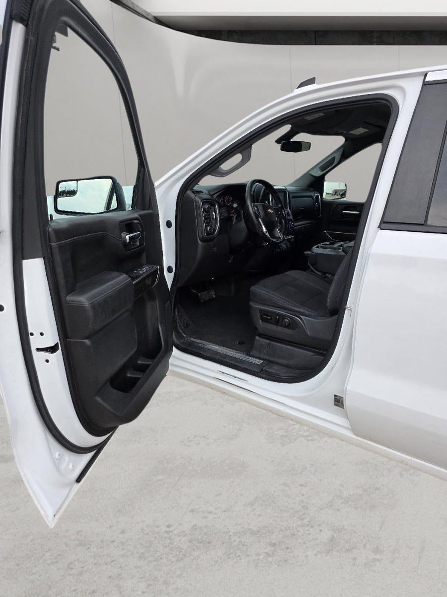 Used 2019 Chevrolet Silverado 1500 LT w/ All-Star Edition AWD/4WD image 11