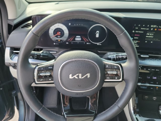 Used 2024 Kia Carnival SX Prestige FWD image 16