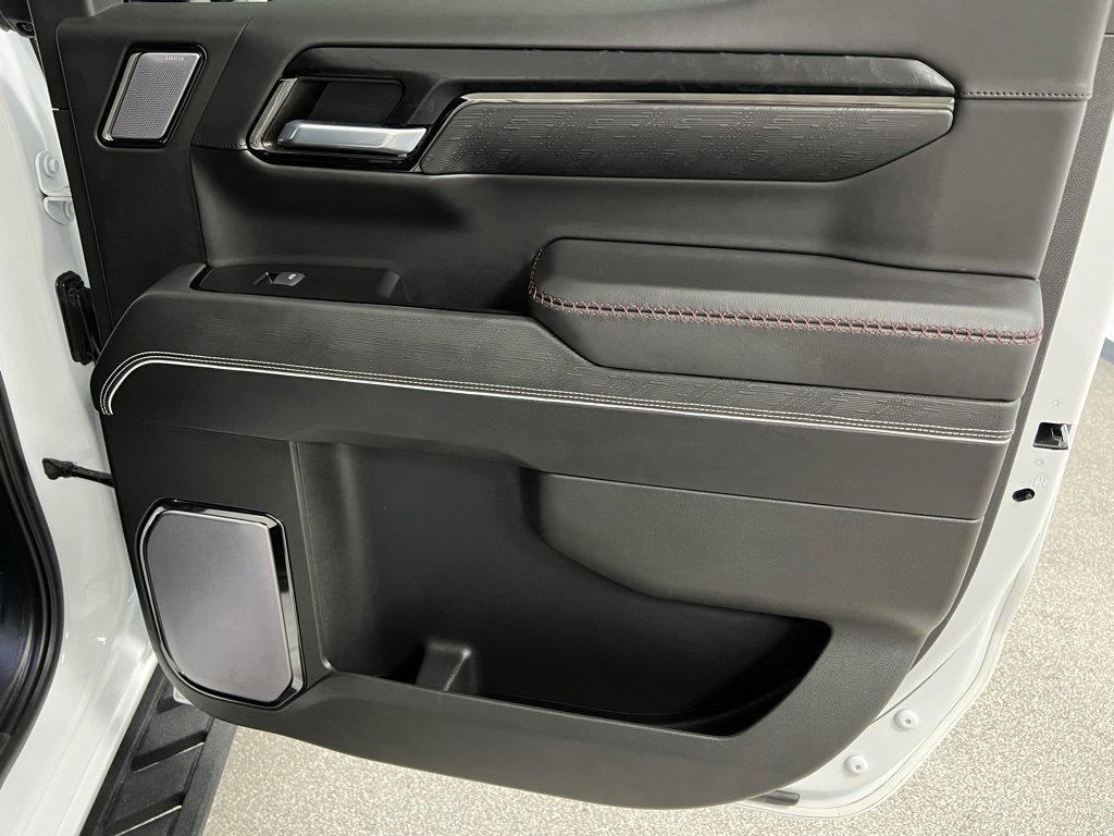 Used 2022 GMC Sierra 1500 AT4X image 60