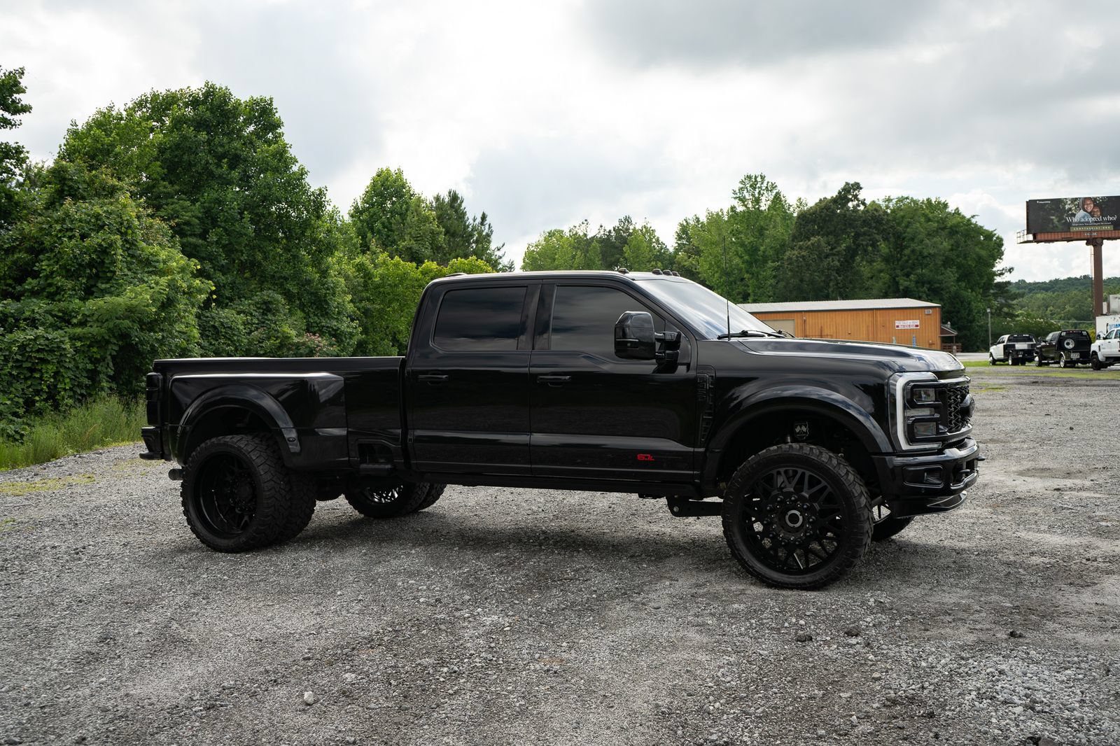 Used 2024 Ford F450 Limited AWD/4WD image 23