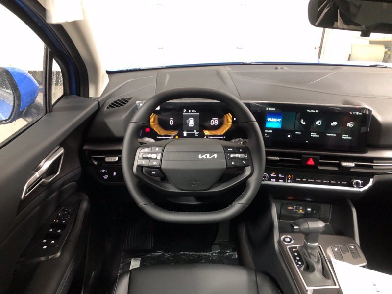 New 2026 Kia Sportage EX w/ EX Panorama Roof Package FWD image 33