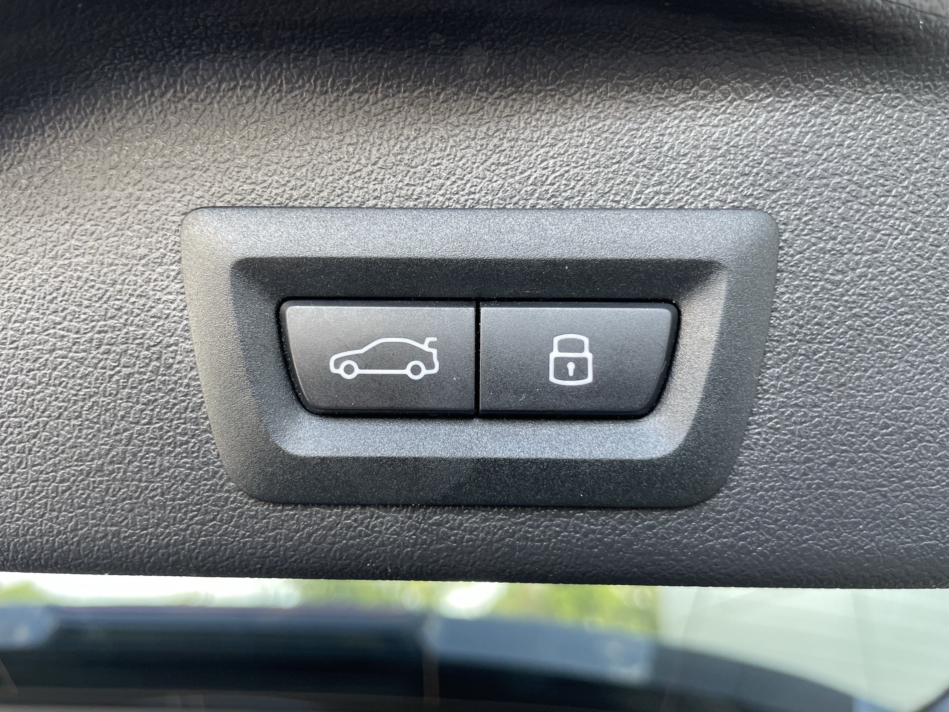 Used 2026 BMW X5 xDrive40i AWD/4WD image 38